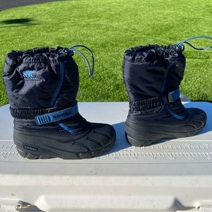 YOUTH LIKE NEW SOREL Snow/rain boots